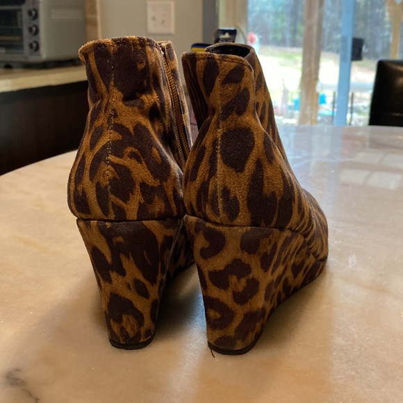 Womens size 8 Rampage booties - Picture 3 of 5